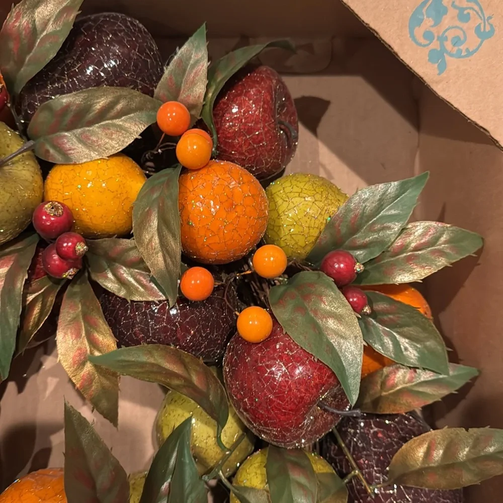 NWT Festive Harvest Fruit Wreath